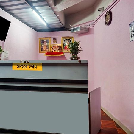 Spot On Samadhan Lodge Pune Esterno foto