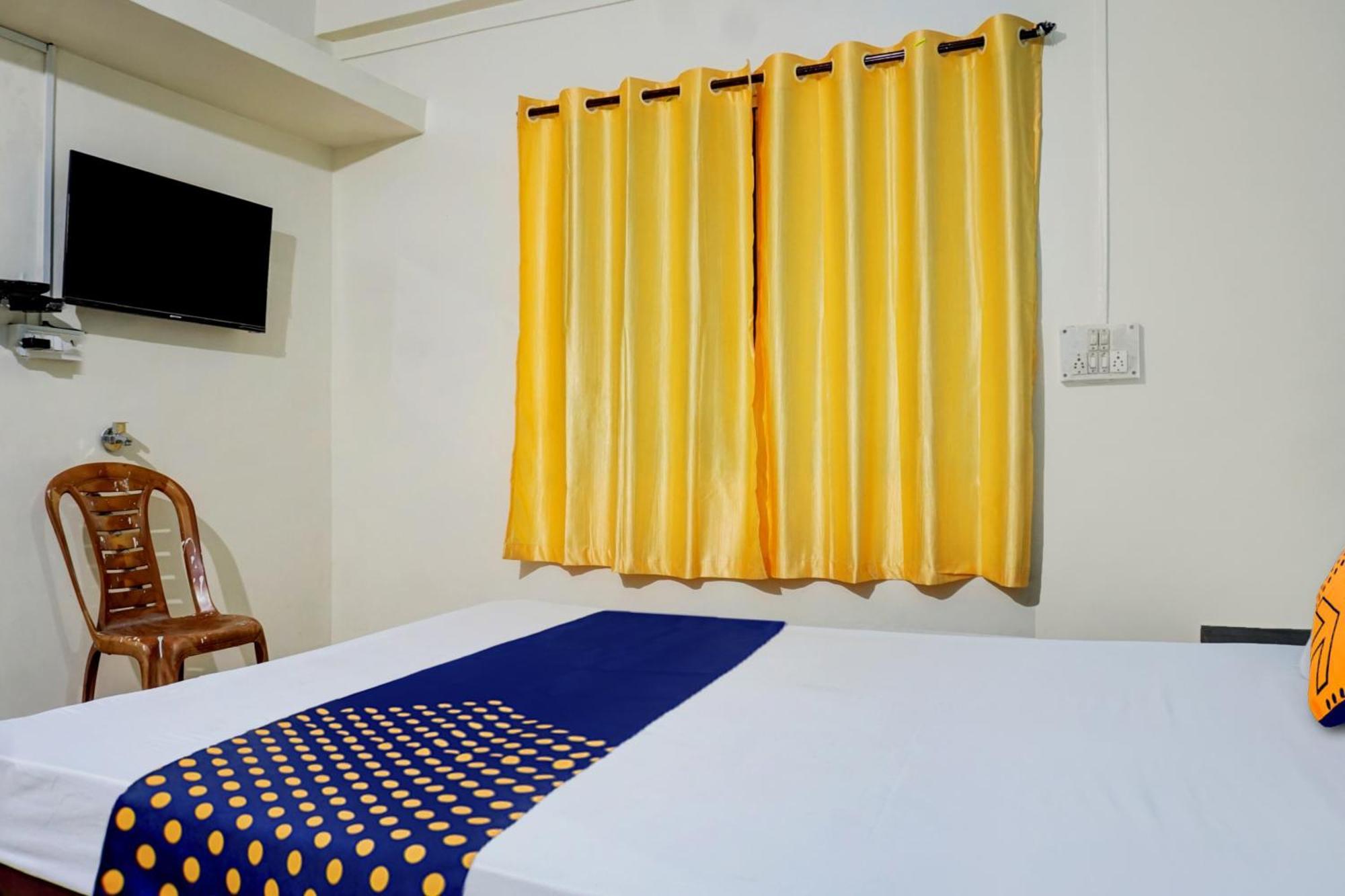 Spot On Samadhan Lodge Pune Esterno foto